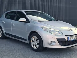 Silver Begagnad 2011 Renault Mégane III Halvkombi | 29 900 kr (Dyr)