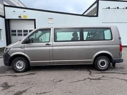 Ljusbrun (brun) Begagnad 2019 VW Caravelle Minibuss | 208 000 kr