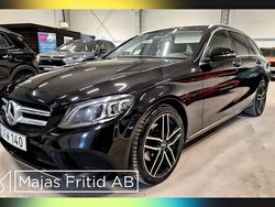 Svart Begagnad 2018 Mercedes C220 Avantgarde Kombi | 269 500 kr (Marknadspris)