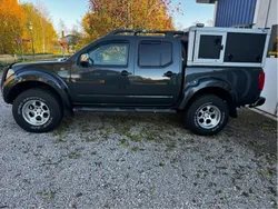 Grå Begagnad 2006 Nissan Navara Pickup | 140 000 kr