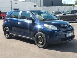Mörkblå Begagnad 2009 Toyota Urban Cruiser SUV | 30 000 kr (Superpris)