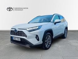 Vit Begagnad 2022 Toyota RAV4 Hybrid Executive SUV | 338 900 kr (Bra pris)