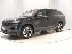 Svart Begagnad 2025 Skoda Kodiaq SportLine SUV | 499 900 kr