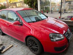 Röda Begagnad 2008 VW Golf VI Halvkombi | 13 000 kr (Superpris)