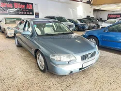 Grön Begagnad 2002 Volvo S60 Business Edition Sedan | 39 900 kr (Marknadspris)