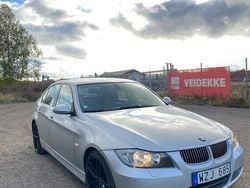 Grå Begagnad 2006 BMW 325 Advantage Sedan | 65 000 kr (Marknadspris)