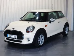 Vit Begagnad 2015 Mini ONE Pepper Halvkombi | 76 900 kr (Marknadspris)