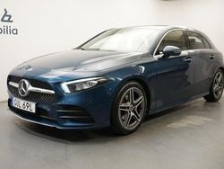 Blå Begagnad 2020 Mercedes A180 AMG Halvkombi | 229 900 kr (Marknadspris)