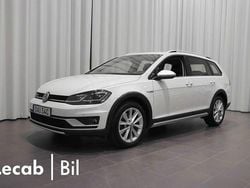 Pure white Begagnad 2020 VW Golf Alltrack Kombi | 219 500 kr (Marknadspris)