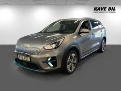 Grå Begagnad 2022 Kia e-Niro Advance SUV | 279 900 kr (Marknadspris)