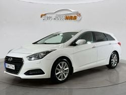 Vit Begagnad 2016 Hyundai i40 Comfort Kombi | 124 900 kr (Marknadspris)