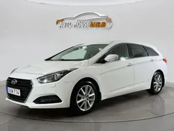 Vit Begagnad 2016 Hyundai i40 Comfort Kombi | 124 900 kr (Marknadspris)