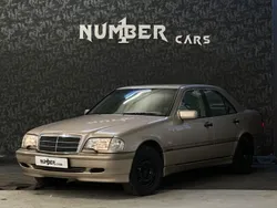 Mercedes C180
