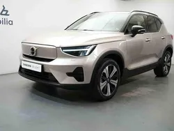 Grå Begagnad 2023 Volvo XC40 Single Motor SUV | 339 900 kr