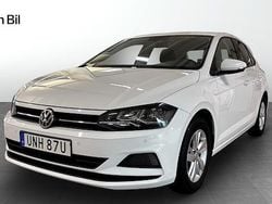 Vit (pure white) Begagnad 2019 VW Polo Comfortline Sedan | 174 900 kr (Marknadspris)