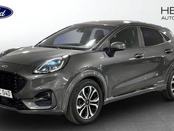 Grå Begagnad 2022 Ford Puma ST-Line SUV | 209 000 kr (Marknadspris)