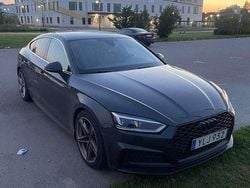 Grå Begagnad 2017 Audi A5 Sportback Comfort Halvkombi | 240 000 kr (Dyr)