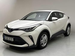 Vit Begagnad 2022 Toyota C-HR SUV | 209 000 kr (Bra pris)