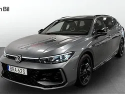 Grå Begagnad 2024 VW Passat R-line Kombi | 459 000 kr