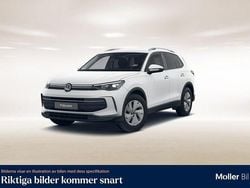 Vit (pure white) Begagnad 2024 VW Tiguan Life SUV | 369 900 kr (Lite dyr)