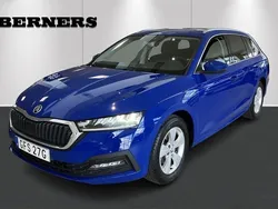 Blå Begagnad 2021 Skoda Octavia Kombi | 245 900 kr (Marknadspris)