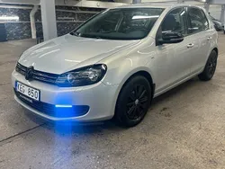Ljusbrun Begagnad 2009 VW Golf VI Halvkombi | 54 900 kr (Marknadspris)
