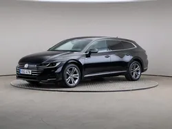 Svart (deep black (pearl)) Begagnad 2022 VW Arteon R-line Kombi | 279 000 kr (Bra pris)
