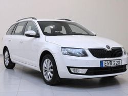 Vit Begagnad 2017 Skoda Octavia Ambition Kombi | 109 900 kr (Bra pris)