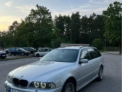 Grå Begagnad 2002 BMW 530 M Sport Kombi | 27 900 kr