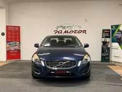 Blå Begagnad 2010 Volvo S60 Momentum Sedan | 84 900 kr (Marknadspris)