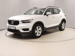 Vit Begagnad 2021 Volvo XC40 Kinetic SUV | 239 400 kr (Bra pris)