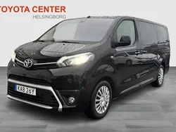 Svart Begagnad 2022 Toyota Proace Van | 479 900 kr