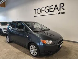 Grå Begagnad 2011 Mitsubishi Colt Halvkombi | 29 000 kr (Marknadspris)