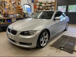 Grå Begagnad 2007 BMW 325 Cabriolet Cab | 110 000 kr (Superpris)