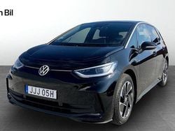 Svart Begagnad 2024 VW ID.3 Pro Halvkombi | 429 900 kr
