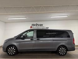 Grå Begagnad 2021 Mercedes Vito Kombi | 479 500 kr