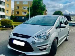 Grå Begagnad 2015 Ford S-MAX Business Edition Minibuss | 88 000 kr