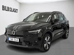 Svart Begagnad 2022 Volvo XC40 Plus SUV | 359 800 kr