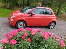 Röd Begagnad 2017 Fiat 500 Halvkombi | 99 500 kr (Marknadspris)