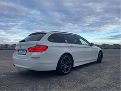 Vit Begagnad 2013 BMW 520 Sport Line Kombi | 129 000 kr (Marknadspris)