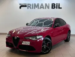 Röd Begagnad 2018 Alfa Romeo Giulia Veloce Sedan | 289 900 kr (Marknadspris)