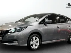 Grå (grey) Begagnad 2022 Nissan Leaf N-Connecta Halvkombi | 224 900 kr (Marknadspris)