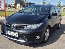 Svart Begagnad 2013 Toyota Auris Touring Sports Active Kombi | 75 000 kr (Lite dyr)