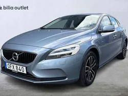 Blå Begagnad 2016 Volvo V40 Momentum Kombi | 149 900 kr (Marknadspris)