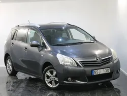Mörkgrå Begagnad 2010 Toyota Verso Minibuss | 59 900 kr (Marknadspris)