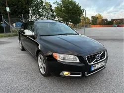 Svart Begagnad 2013 Volvo V70 R-Design Kombi | 79 500 kr (Marknadspris)