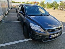 Grå Begagnad 2008 Ford Focus Trend Kombi | 16 800 kr (Marknadspris)