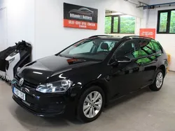 Svart Begagnad 2014 VW Golf VII Kombi | 69 900 kr (Marknadspris)