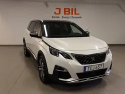 Flerfärgad (flerf) Begagnad 2017 Peugeot 5008 Business-Line Minibuss | 234 900 kr (Marknadspris)