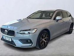 Grå Begagnad 2023 Volvo V60 Core Kombi | 339 900 kr (Bra pris)